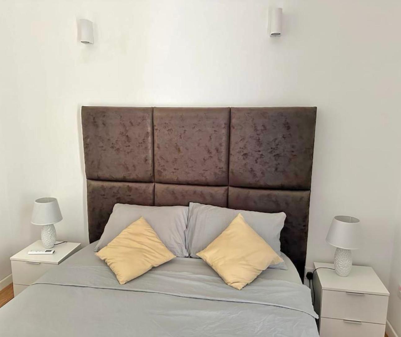 Central And Modern Valletta Flat Exterior photo